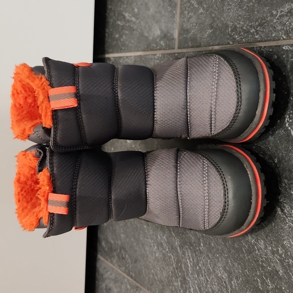 LLBEAN Kids' Ultralight Winter Snow Boots - Picture 5 of 6